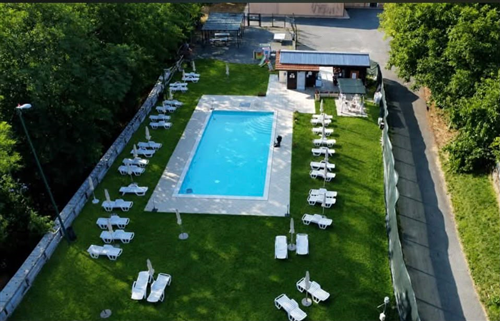 Piscina Comunale per info e contatti - 333/9724946 Non si effettuano prenotazioni per i lettini